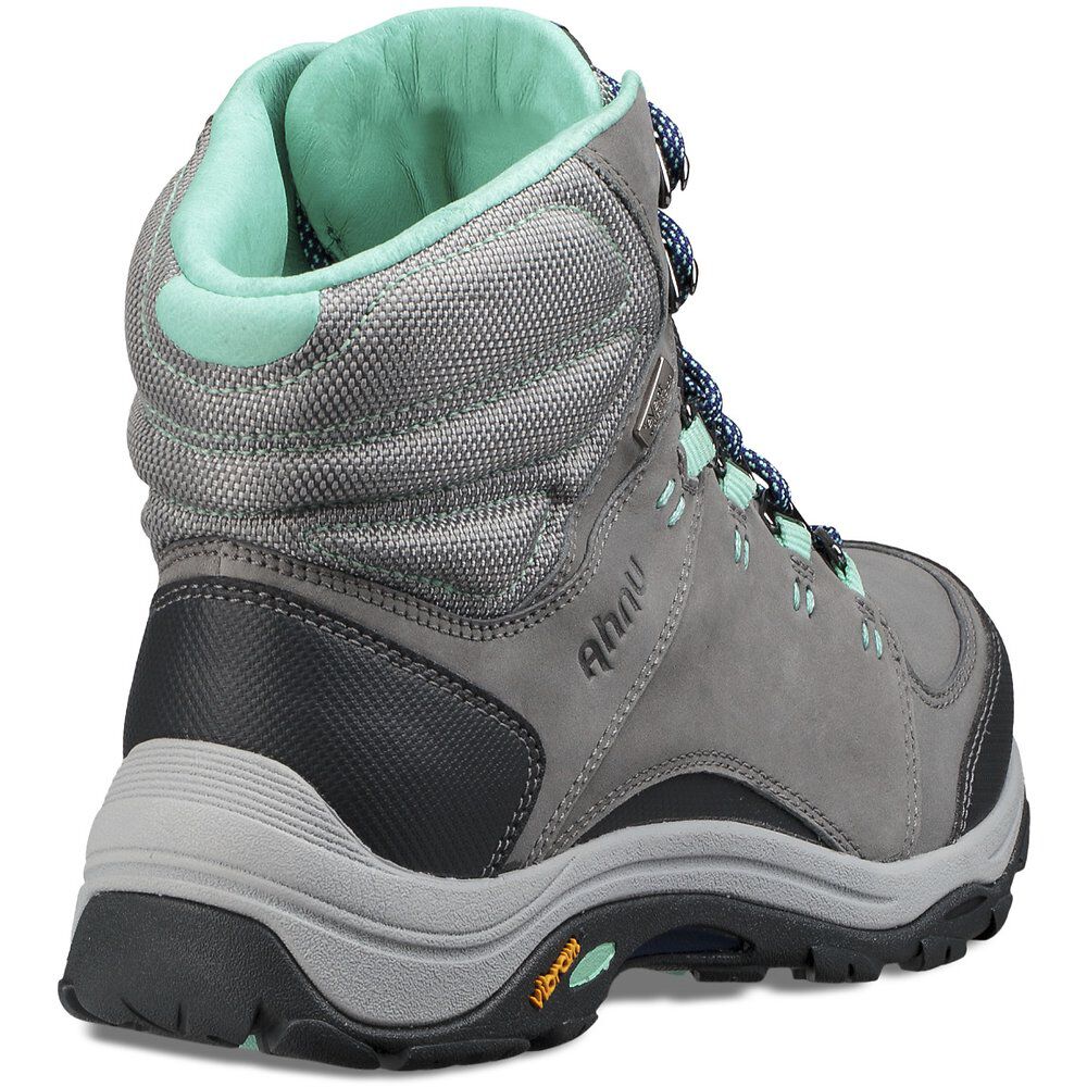 teva montara iii hiking boot